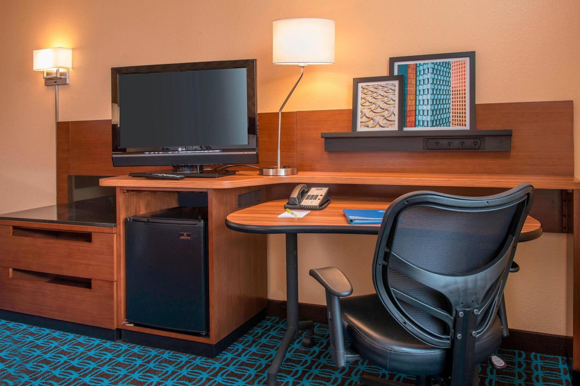 Fairfield Inn & Suites By Marriott Frederick Exteriér fotografie